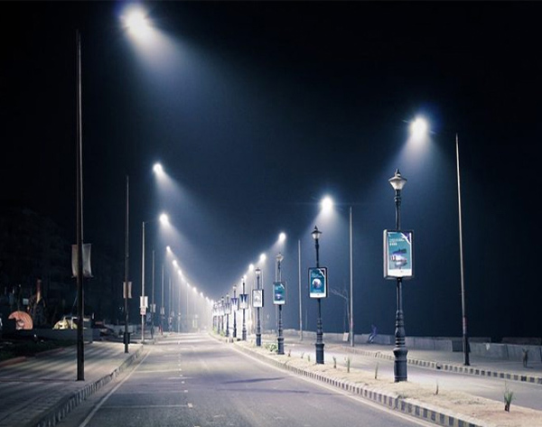 luces de calle llevadas